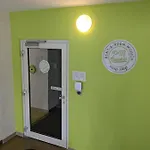 Pm-rooms אכסניה *